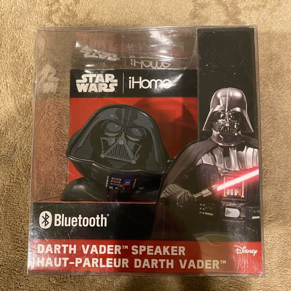 Darth Vader Bluetooth Speaker BNIB - Picture 6 of 6